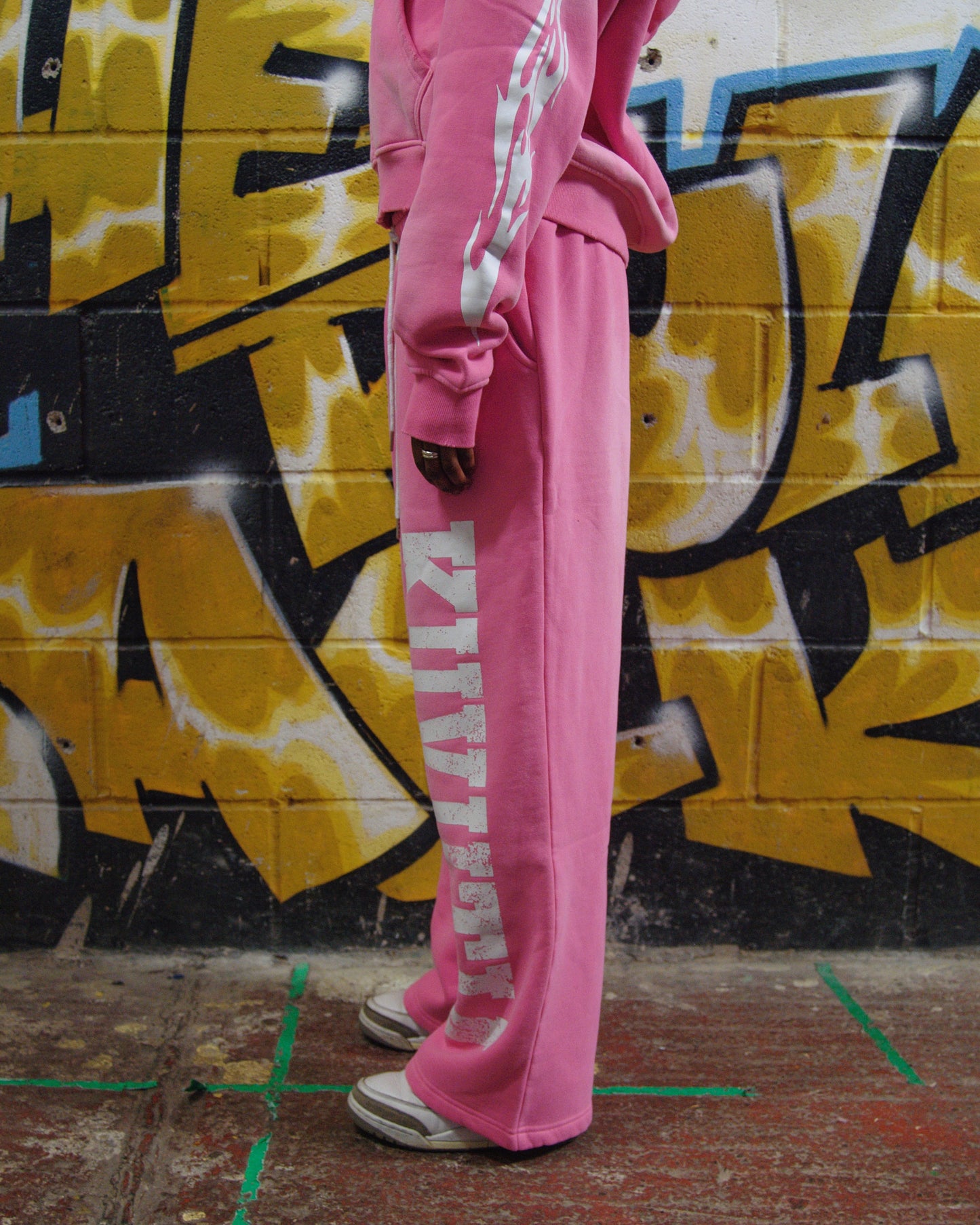 CAMPUS PANTS (PINK)
